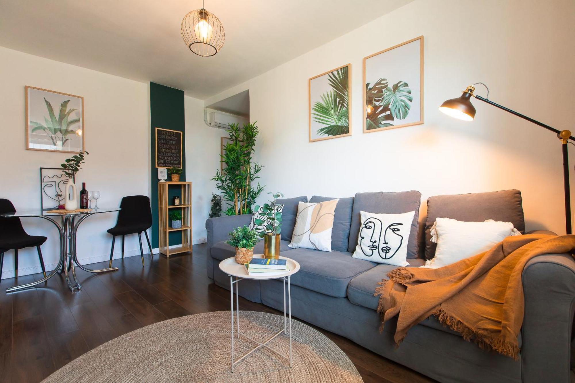 Old Town Apartment With Amazing View From The Balcony Βουκουρέστι Εξωτερικό φωτογραφία